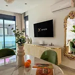 Qoople Legend B - Premium Steps From The Sea Lejlighed Alanya