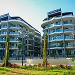 Qoople Legend B - Premium Steps From The Sea Apartmán Alanya