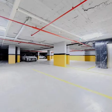 Qoople Legend B - Premium Steps From The Sea