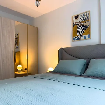 Qoople Legend B - Premium Steps From The Sea Apartman