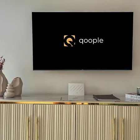 Apartman Qoople Legend B - Premium Steps From The Sea
