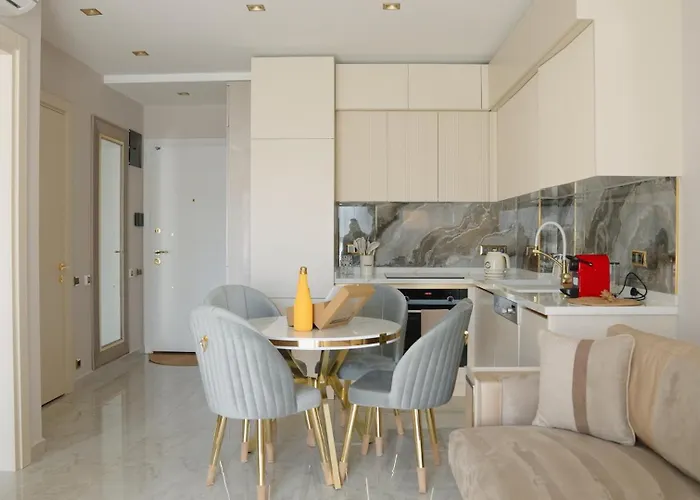 Apartman Qoople Legend B - Premium Steps From The Sea Alanya